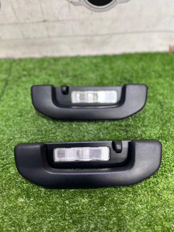 Benz W205 2014-2021 Rear Roof Handle Left Right (PN# A0998150000 & A0998150100) (No Warranty)