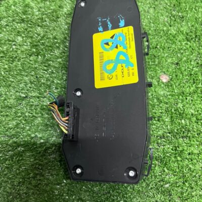 BMW 1 3 Series E81 E87 E90 E92 2006-2012 Switch Seat Adjusting Front Right (PN# 6936980) (With Warranty)