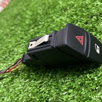 BMW 1 SERIES F20 F21 12 16 Emergency Hazard Warning Light Switch (With Warranty)